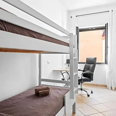 Naab Haus - - * Olbia