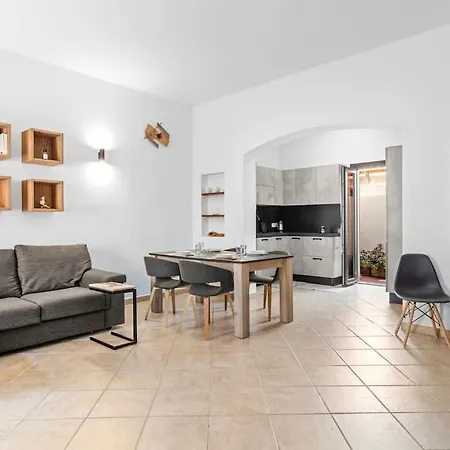 Naab Haus - - Apartment Olbia
